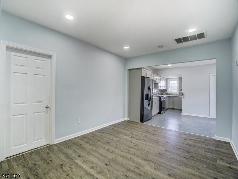 27 Honiss Street Belleville NJ 07109