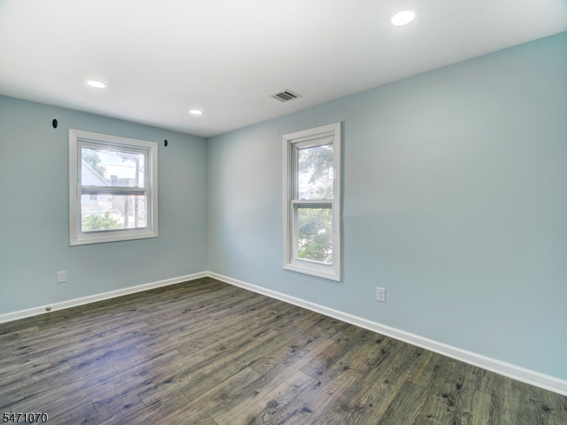 27 Honiss Street Belleville NJ 07109