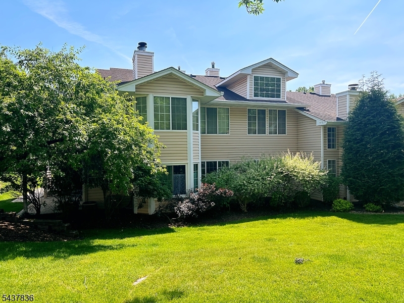 15 Crossfield Court Bedminster NJ 07921