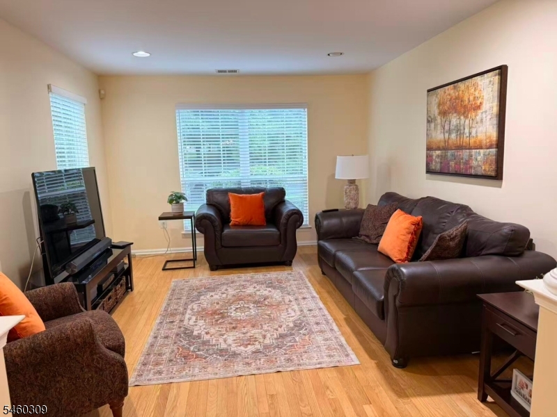 63 Dorchester Dr Ondo Bernards NJ 07920