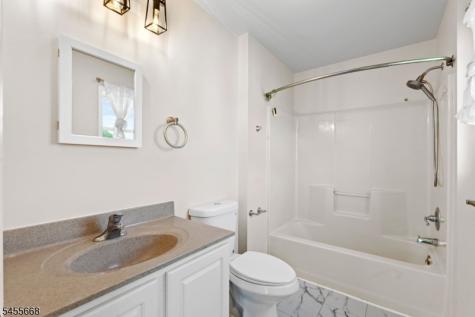 9 Tompkins Street West Orange NJ 07052
