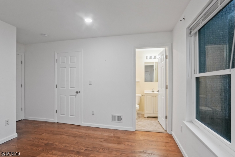 44 Wainwright Street Newark NJ 07112