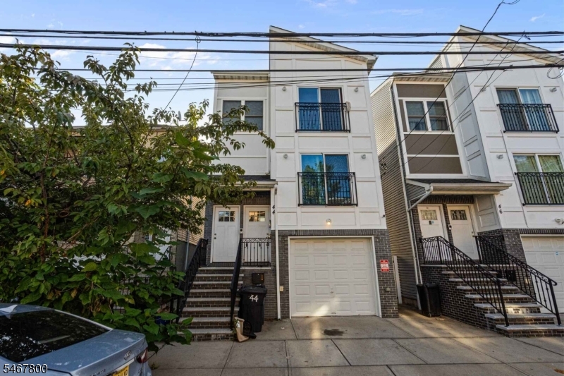 44 Wainwright Street Newark NJ 07112