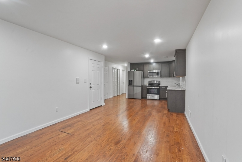44 Wainwright Street Newark NJ 07112