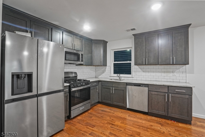 44 Wainwright Street Newark NJ 07112
