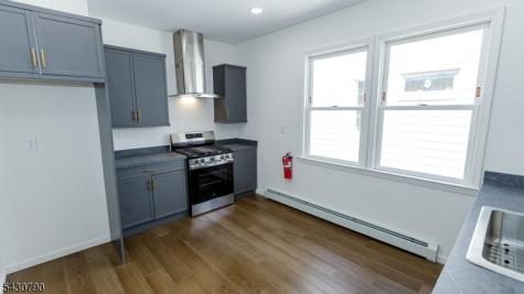 182 Ellery Avenue Newark NJ 07106