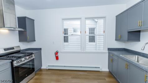 182 Ellery Avenue Newark NJ 07106