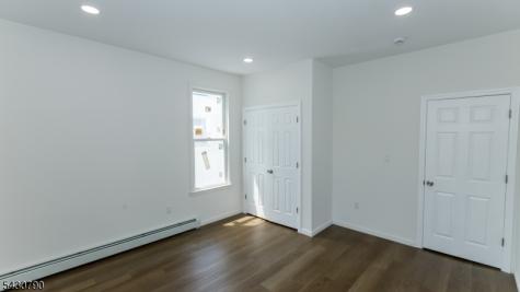 182 Ellery Avenue Newark NJ 07106