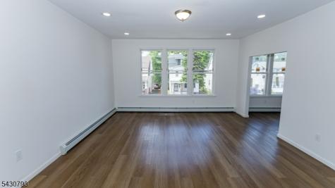 182 Ellery Avenue Newark NJ 07106