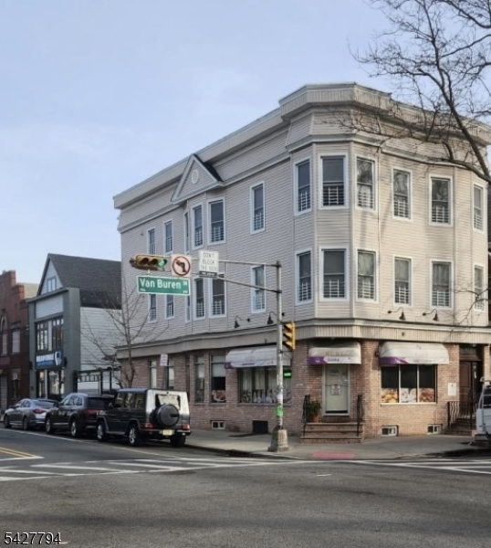 198 Van Buren Street Newark NJ 07105