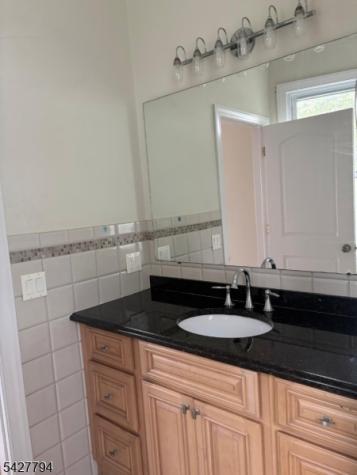 198 Van Buren Street Newark NJ 07105