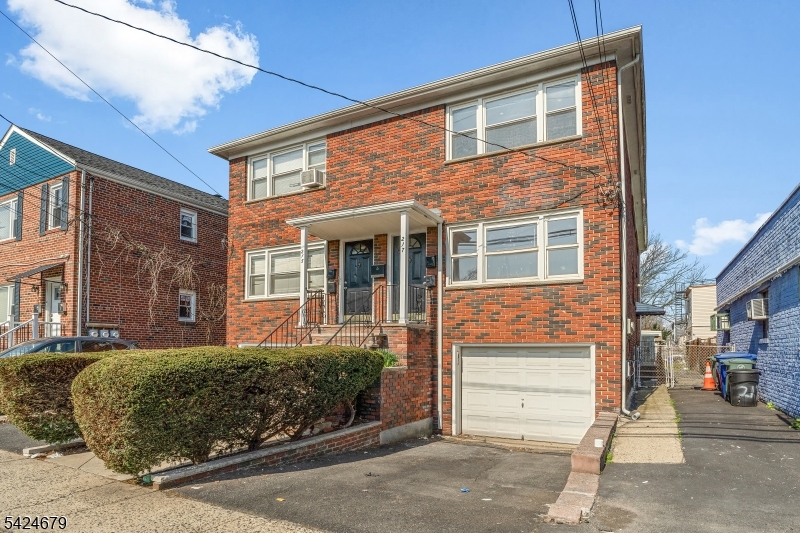 217 Orange Avenue Irvington NJ 07111