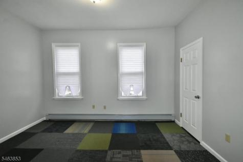 659 S 17th Street Newark NJ 07103