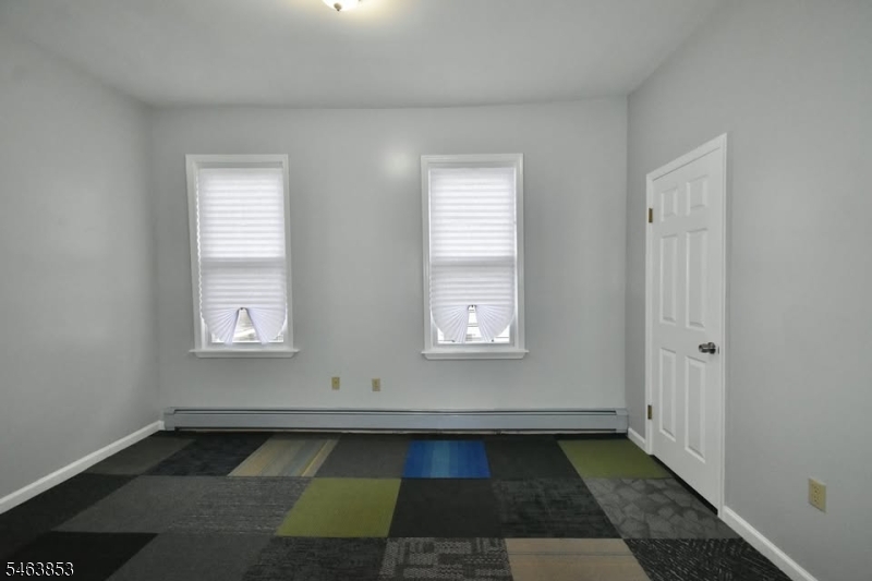659 S 17th Street Newark NJ 07103