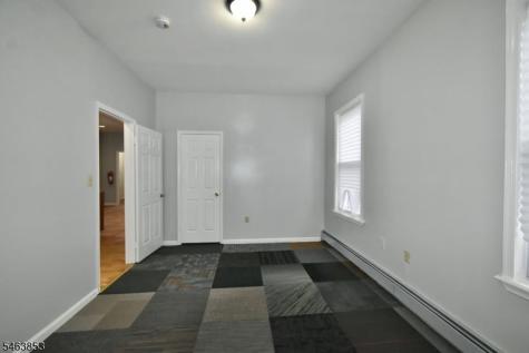 659 S 17th Street Newark NJ 07103