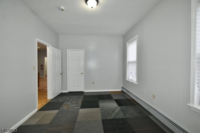 659 S 17th Street Newark NJ 07103