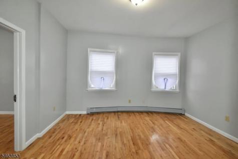 659 S 17th Street Newark NJ 07103