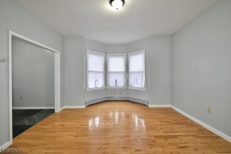 659 S 17th Street Newark NJ 07103