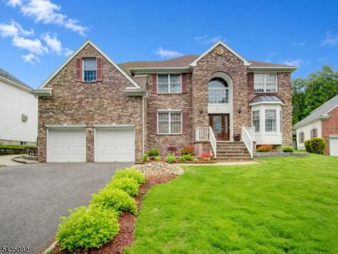 14 Hemingway Drive Roxbury NJ 07852