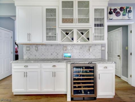 14 Hemingway Drive Roxbury NJ 07852