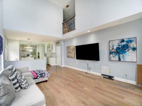 14 Hemingway Drive Roxbury NJ 07852