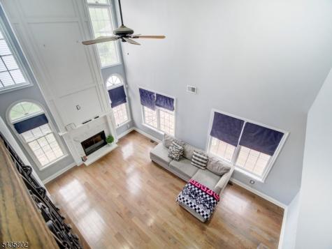 14 Hemingway Drive Roxbury NJ 07852