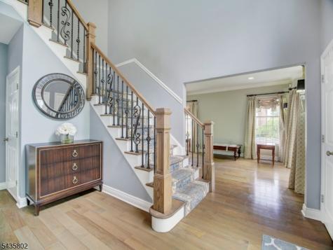 14 Hemingway Drive Roxbury NJ 07852