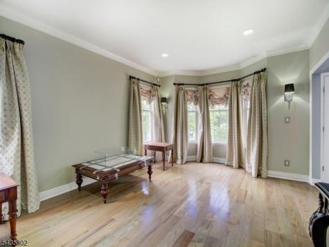 14 Hemingway Drive Roxbury NJ 07852