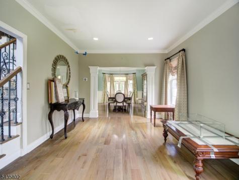 14 Hemingway Drive Roxbury NJ 07852