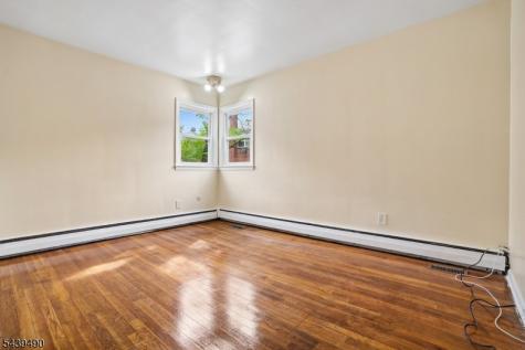 51 Tremont Terrace Irvington NJ 07111