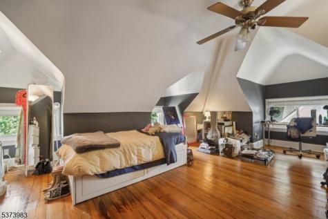 124 Midland Avenue Montclair NJ 07042