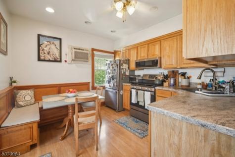 124 Midland Avenue Montclair NJ 07042