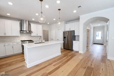 18 Whitaker Lane Far Hills NJ 07931
