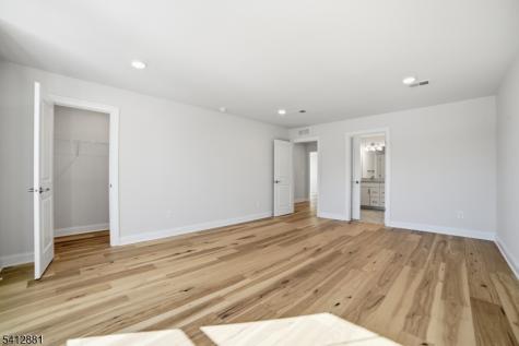18 Whitaker Lane Far Hills NJ 07931