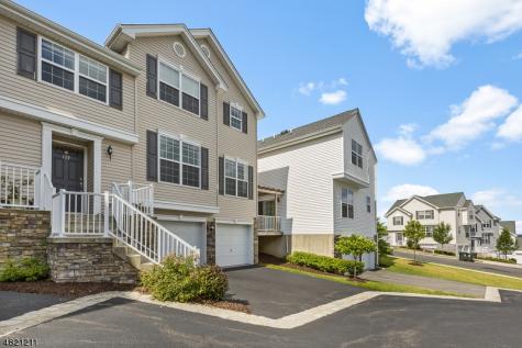 127 Sowers Drive Mount Olive NJ 07840