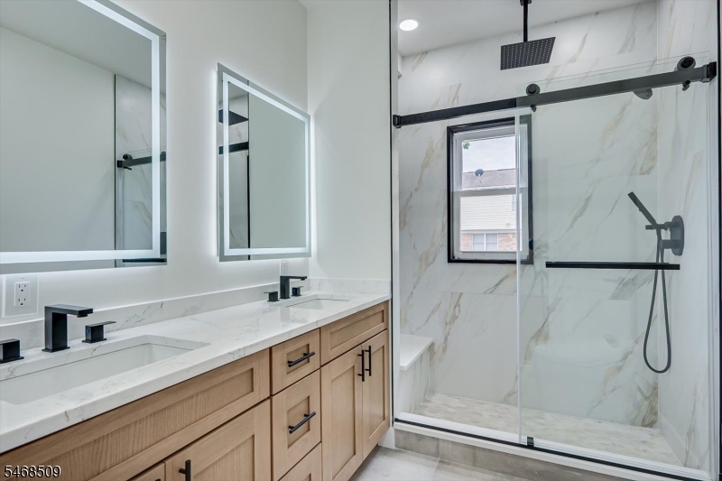 16 Regent Street North Plainfield NJ 07060