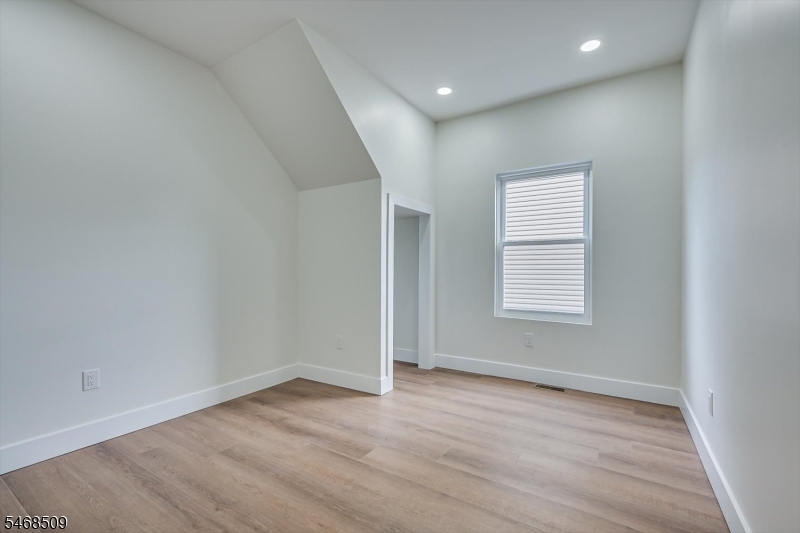 16 Regent Street North Plainfield NJ 07060