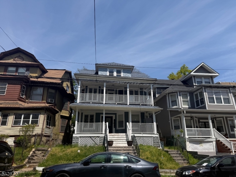 37 Mapes Avenue Newark NJ 07112