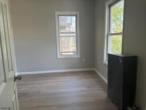 37 Mapes Avenue Newark NJ 07112