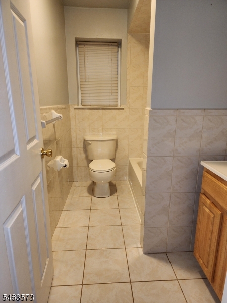 49 Crawford Street Newark NJ 07102