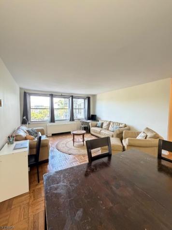 2100 Linwood Avenue Fort Lee NJ 07024