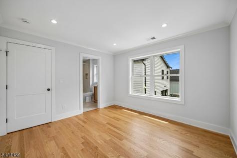 22 Willow Street Millburn NJ 07041