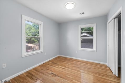 246 Lincoln Place Irvington NJ 07111