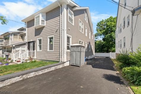 246 Lincoln Place Irvington NJ 07111
