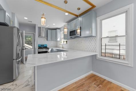 246 Lincoln Place Irvington NJ 07111
