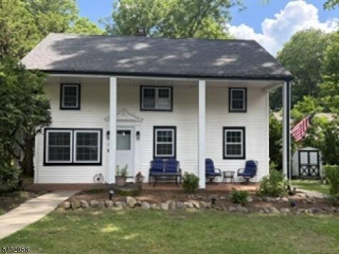 6 Standish Lane Kinnelon NJ 07405