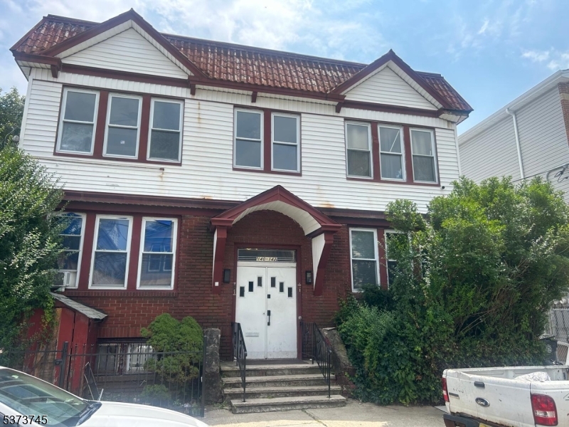 140 Leslie Street Newark NJ 07112