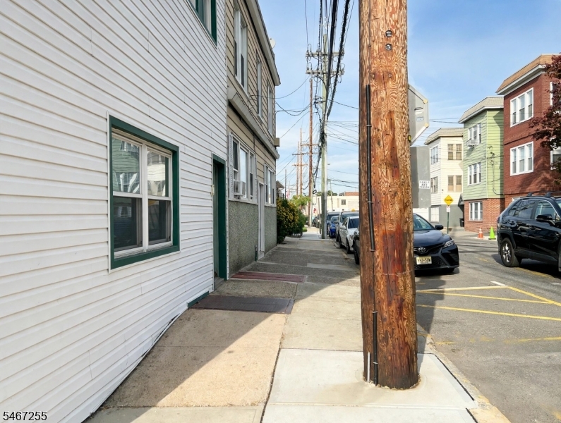 9101 Bergenwood Avenue North Bergen NJ 07047
