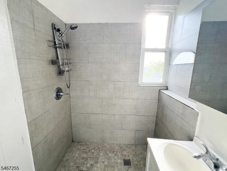 9101 Bergenwood Avenue North Bergen NJ 07047