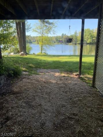 202 Lake Shore Montague NJ 07827